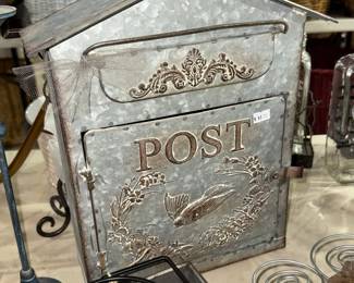 Metal mailbox