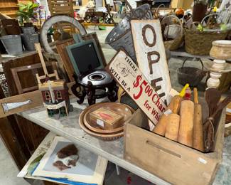 Signs, rolling pins, pictures