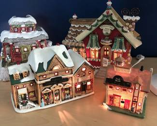 LOTS of great Christmas and holiday décor