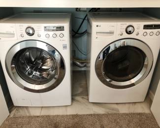 2014 LG  Steam washer and dryer