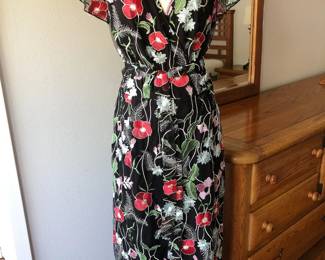 Nice collection of classic ladies apparel by Eve France, Chico’s, Talbot’s, Ralph Lauren, Calvin Klein and more (mostly size 6-8)