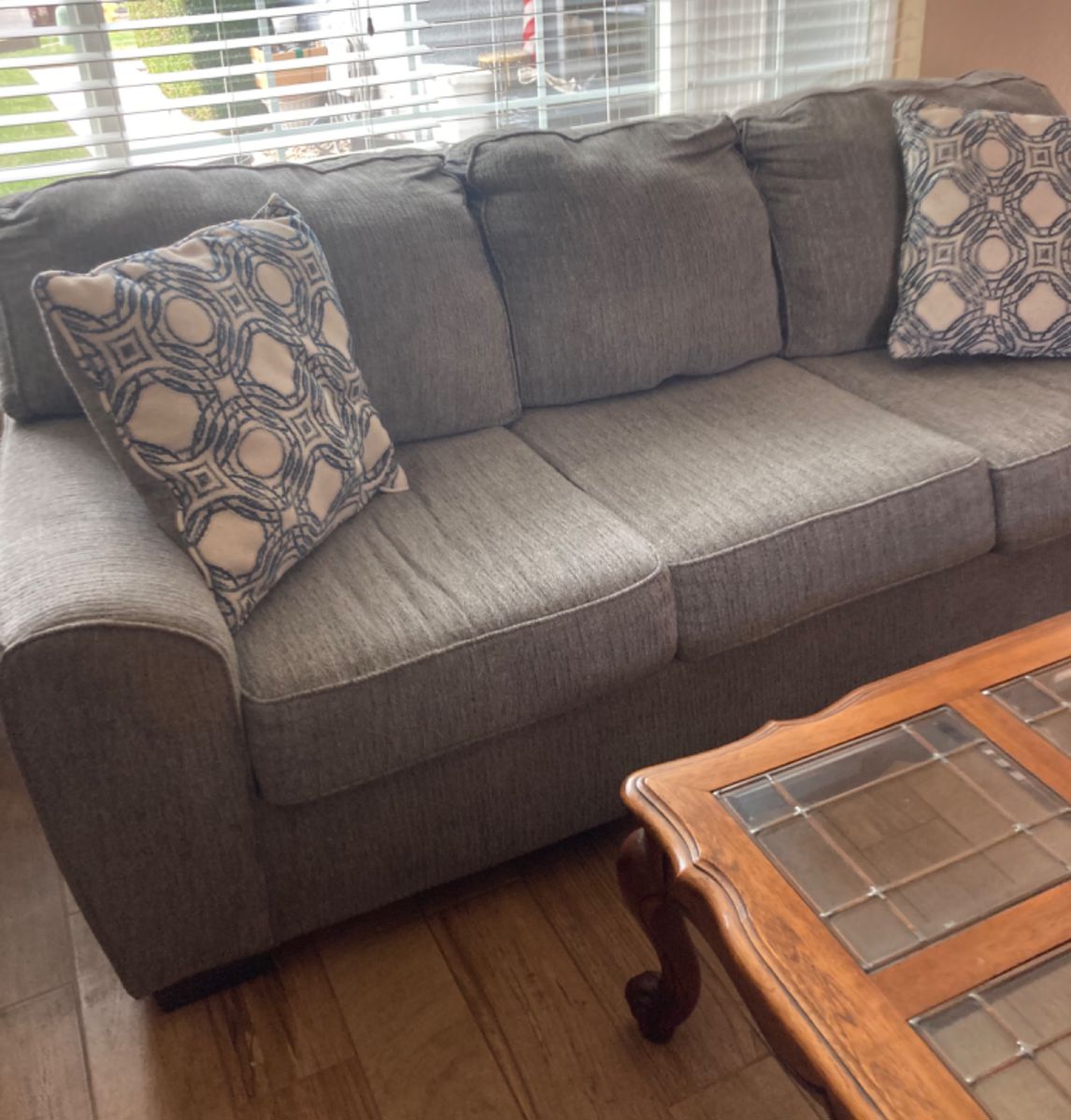 Nearly new sofa!