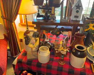 VINTAGE AND ANTIQUE ITEMS 