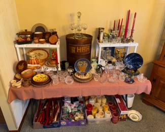 VINTAGE AND ANTIQUE ITEMS 