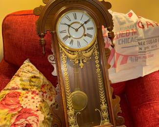 ANTIQUE WALL CLOCK 
