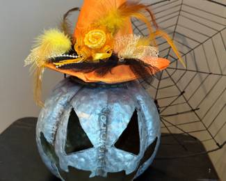 Seasonal decor