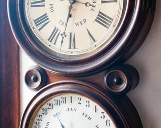 Antique calendar clock