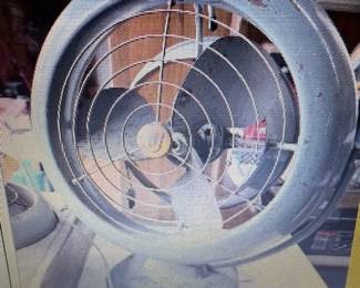 MCM Varnado air circulator. Fan. https://modestlambestatesales.hibid.com/