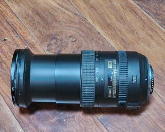NIKON 35-200 wide range Zoom lense