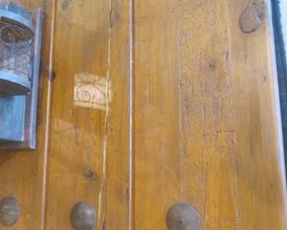 Detail Metal Plugs (Clavo Nails)