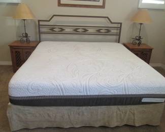 King Mattress Set "iComfort" By Serta, King Headboard    2-Nightstands & 2-Lamps