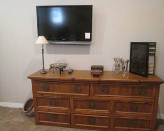 8-Drawer Dresser, 79" X 22"