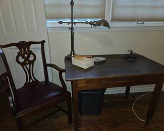 Antique desk w/1 drop leaf