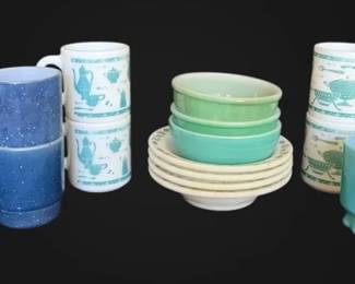 6 Hazel Atlas Kitchen Aids Patterned Mugs, FireKing Mugs, Pyrex Dishes, More