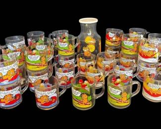 Garfield Carafe 40 Glass Mugs