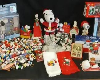Peanuts Snoopy Holiday