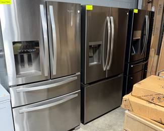 Refrigerators Orlando Estate Auction
