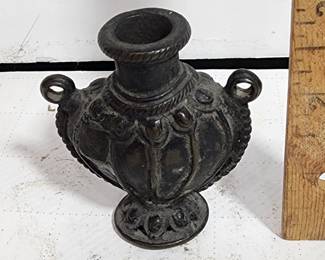BRONZE ANTIQUE SNUFF BOTTLE