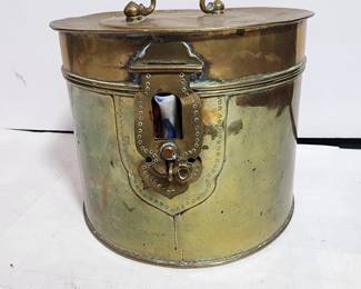 COPPER  CONTAINER WITH TEAPOT INSIDE
