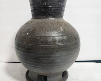 ANTIQUE VESSEL