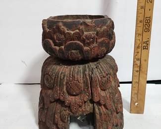 ANCIENT WOOD CARVED CHINESE PLATFORM