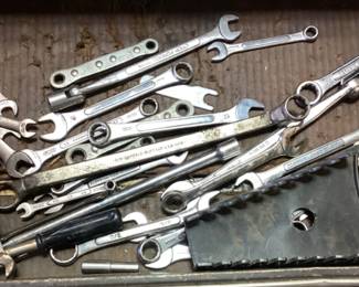 ROLLING TOOL CHEST & TOOLBOX WITH ASSORTED HAND TOOLS, WRENCHES, SCREWDRIVERS, CLAMPS, HAMMERS NO SHIPPING PICKUP ONLY