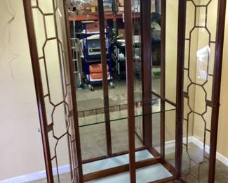 HEKMAN ATTRIBUTED MAHOGANY 5 SHELF DISPLAY CABINET NO SHIPPING PICKUP ONLY