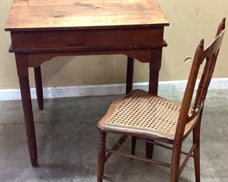 EARLY 20th CENTURY S.J. BAILEY & SON STUDENTS DESK THE DESK IS ACCOMPANIED BY AN ANTIQUE CHAIR. BOTH ARE IN GOOD CONDITION AND HAVE SIGNS OF WEAR. NO SHIPPING PICKUP ONLY.