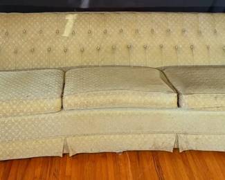101 Grannys Couch
