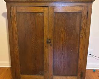 318 Large Wood Cabinet