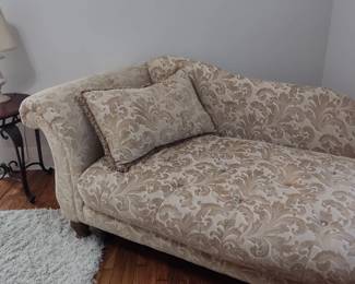 fainting couch