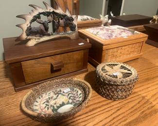 Vintage sewing box (back left in photo) and additional interesting decor.