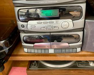 Emerson, Pioneer turntable