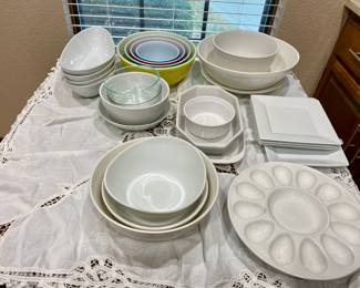 lots of nice kitchenware and dishes