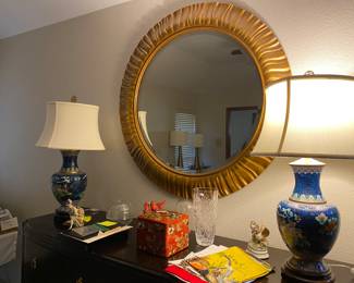 mirror and two lovely matching Oriental look lamps