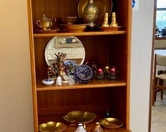 nice small oak cabinet, for any room
