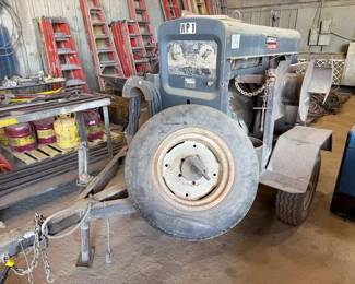 Lincoln Electric SA-200 Arc Welder on Trailer