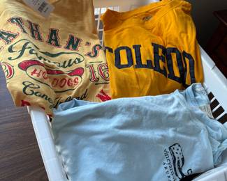 men's T-shirts - size L and XL