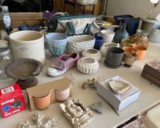 Small planters and Carruth