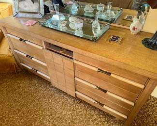 more Wing furniture  (with all its drawers, just took it out for pix of jewelry)