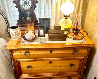 Antique 3 drawer pine dresser.