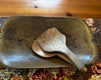 Primative wood bowl.
