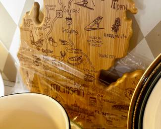 Brand new bamboo Michigan upper and lower cutting board set.