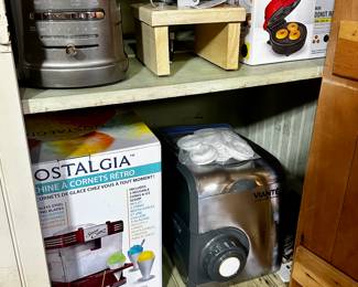 Kitchenaid toaster,Pasta maker & snow cone maker.