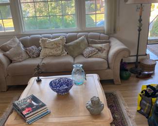 Estate Sales By Olga in Colonia, NJ