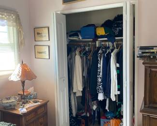 Estate Sales By Olga in Colonia, NJ