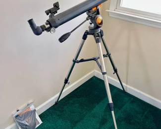 012-BR2: Celestron AstroMaster 70 Telescope