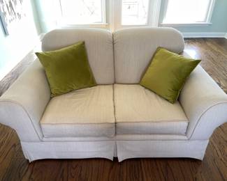 007-LR: Hickory Mark Loveseat