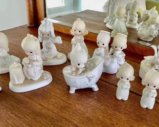 018-KIT: Vintage Precious Moments Figurines