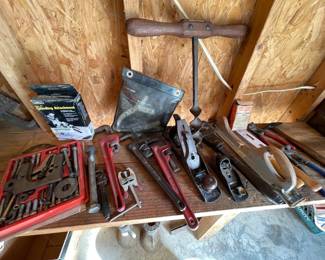 044-GAR: Vintage Hand Planes, Pipe Wrenches and Friends